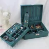 A mais recente caixa de joias de flanela vintage retrô de alta qualidade pingentes de veludo caixão de armazenamento 240117