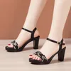 Sandaler Small Size 32-43 Mix Rhinestone Block High Heels Women Summer 2024 Soft Leather Chunky Platform Shoes for Office Model