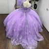 Lavendelfarbenes Quinceanera-Kleid mit U-Ausschnitt, süßen Perlenapplikationen und Spitze, langärmeliges Prinzessin-Geburtstagsfeier-Ballkleid für 16-jährige Mädchen 2024