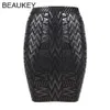 スカートブラックレザースカートメタリックソリッド幾何学高品質セクシーな女性の膝の長さボディーコンハイウエストスカート