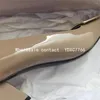 Sapatos de vestido único sapato feminino 2024 primavera e outono verão salto médio quadrado fivela cabeça boca rasa elefante cinza commuter