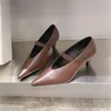 Chaussures habillées 2024 Été Sexy Fomes Pumps Fashion Point Toe Slip-On Femmes Elegant Great Le cuir Sapato Feminino Taille 35-40