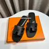 2024 Famous Designer Women Sandals Leather Flats Ladies Woman Room Outdoor Classic Luxury Paris Tory Design sandale Black Brown Slides Sliders