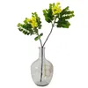 Dekorative Blumen, simulierte Pflanze, einzelner Zweig, 2 Köpfe, gelbe Heuschreckenblätter, Heimdekoration, künstliche Garten- und Landschaftsbau-Dekoration
