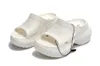 2024新しいBalencigas Balencaigaity Slippers Womens Croc Pool Slides Sandals Designer Paris PlatformsラバーEVA高品質の文字