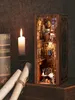 Architektura Diy House Wooden Doll Shelf House Miniaturowy zestaw DIY Książka Nook 3D Diorama Puzzle Bookend Roombox Showshelf 2208295892338