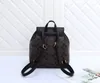 Ryggsäck montsouris väskor sperone kvinnor lyxiga designers ryggsäckar läder handväskor messenger crossbody axelväska totes handväska resor utomhus bagage bagg051