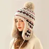 Boinas casal lei feng hat face feminino de inverno pequeno espessado e quente edição coreana Proteção de orelha de ouvido de lã retrô