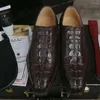 Klädskor eyugaoduannanxie 2024 Crocodile Men Pure Manual Leather Sules Tail Real Business Male