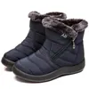 Dameslaarzen Warme waterdichte snowboots Winter Casual Lichtgewicht Naakte laarzen Mode Sleehak Pluche Katoenen Laarzen Schoenen 240116