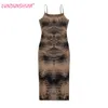 Vestidos casuales LUNDUNSHIJIA 2024 Verano Otoño Moda Tejer Spaghetti Strap Vestido Mujeres Sexy Tight Abstract Jacquard Vestidos