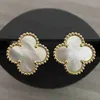 Boucles d'oreilles Designer de luxe Boucle d'oreille Perle de trèfle Nacre Plaqué or 18 carats Agate Bague d'oreille Fête des mères Fête de mariage Bijoux cadeau OWU6