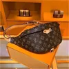 Designers de alta qualidade sacos de cintura de luxo cruz corpo mais novo bolsa famosa bumbag moda bolsa de ombro bum fanny pacote louise vutton crossbody viuton saco 888