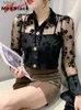 Kvinnors blusar skjortor Madblack Fall Winter European Cloth Lady Shirt Sexig semi Sheer Flower Patchwork Mesh Women Tops Long Sleeve Bluses T3N523JC YQ240118