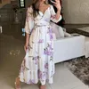 Casual Dresses Spring Sexig V-ringning 3/4 Sleeve Long Dress Women Elegant Floral Print Bohe Party Fall Fashion Hight Midje Pleated Maxi