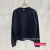 디자이너 여성 스웨터 MIU 가족 하이 에디션 Autumnwinter New Round Neck Slim Fit 여성을위한 풀오버 스웨터 여성을위한 느슨하고 두꺼운 니트 바닥 셔츠 tzrn