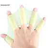 Dalış Aksesuarları 1 Çift Unisex Frog Style Silikon El Yüzme Finler Püretmeleri Parmak Finger Eldivenler Kürek Su Sporları Yüzme Aksesuarları 240118