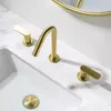 Rubinetti per lavandino del bagno Rubinetto in ottone di alta qualità di moda Rubinetto per lavabo a 3 fori e 2 maniglie Rubinetto per lavabo in rame massiccio spazzolato oro