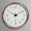 Orologi da tavolo da scrivania Orologio da tavolo da parete luminoso da 12 pollici Orologio senza ticchettio Decorazione per camera da letto con meccanismo di batteria silenzioso leggero Design moderno YQ240118