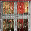 Festdekoration hängande prydnad jul glitter gardiner mousserande snöflinga livliga semesterbakgrundspografi