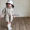 ROMPERS 2023 Sommer Neues Baby Kurzärmel Revers Pocket Strampler Neugeborenes Kind lässig Denim Jumpsuit für Jungen Mädchen Kleinkind Jeans Kleidung H240508