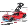 Electric/RC bil 1/32 legering Diecasts Metal Toy Car Model Bugatti Divo Toy Vehicles Miniature Car Model With Light Toys for Boys Kids Christmas Gil231223