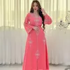 Etniska kläder Chiffon Muslim Belted Dresses Diamonds Abaya For Women Elegant Evening Party Gown Split Hem Vestidos Jilbab Marocko Caftan