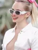 Okulary przeciwsłoneczne Desinger Women PR prostokąty przeciwsłoneczne Luksusowe odcienie dla mody mężczyzn Ladies Triangle Signature Ikoniczne okulary przeciwsłoneczne z pudełkiem bezpłatna wysyłka