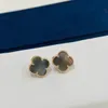 Vintage charmörhängen koppar van clee märkesdesigner Gray Four Leaf Clover Stud örhängen med låda för kvinnor smyckesfest gåva