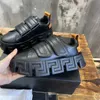 Chaussures de créateurs Greca Portico Baskets Plate-forme Sneaker Sangle réglable Hommes Femmes Chaussures en cuir décontractées Chaussures de mode Taille 35-45