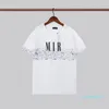 Yeni 2024 Kadın Tişört Tasarımcı Tshirt Luxury Mens T-Shirt Siyah Beyaz Renkli Mektuplar Kısa Kollu Erkekler Gömlek Şortu Kollu