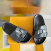 Top quality classic Flat slippers Slide for men sandal ladie Colored beach shoes Luxury designer slide for women Plus-size slippers 35-46