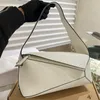 Diseñador de mujeres Hobo Bolsos femeninos Bolso de hombro de lujo Monederos de cuero Moda femenina Paquete de axilas Marca 7 colores Bolsa axilar