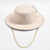 Sombrero Fedora de diseño de moda para mujeres y hombres, decoración de cadena de Metal, gorras de iglesia para fiesta de Jazz 240117