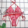 designer bikini baddräkt kvinnor sexiga baddräkter kvinnor mode rygglöst split brev färgglad logotyp sommarstrand baddräkt jan18