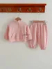 Kleidungsstücke Winter neues Baby dickes warme Kleidung Set Säuglingsjunge Langarm Fleece Fleece Sweatshirt + Hosen 2pcs Anzug Kinder plus Samt Outfits H240508