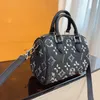 Luis Viton Pasek Lvse poduszka Louiseviution Bag Louisvuiotton Women Crossbody Luxurys Flowers Projektanci ramion dżins 24ss Kobiet torebka torebka kryminalna pucha p