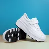 2023 Sneakers Roller White Buty dla dzieci chłopców Dziewczyny Dziecięce Kobiety swobodny sport DWA KOELE DESJACE DREASKATOR DREAKCJA 240117