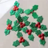 Juldekorationer 100 st prydnad glitter Holly Leaf Röd bärduk Applique bordsdekoration gröna blad klistermärke tillbehör leveranser