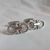 Diseñadores de lujo Gemelos Joyería de moda para hombres y mujeres Letras clásicas Gemelos Accesorios para camisas Regalos de boda Gemelos T670