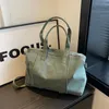 Vente en gros sac à bandoulière pour femme 3 couleurs grande capacité couture horizontale sac à main de mode simple sac fourre-tout mat rétro quotidien Joker sac à dos en cuir de couleur unie 6615 #