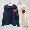 Designer-Damenpullover Miu Home High Version Red Letter Love Jacquard Wollpullover Damen Lose Kapuzenstrickpullover Mantel Damenmode 3L49