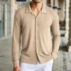 Camisas casuales para hombres Color sólido Solapa de un solo pecho Tela de punto Manga larga para hombre Pijama alto grande Vestido corto de vaquero Hombres