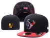 Chapeaux de créateurs Chapeau ajusté Snapbacks All Team Logo Basketball Casquettes de lettre réglables Sports de plein air Broderie Bonnets fermés en cuir Flex Hat Ordre mixte