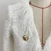 Kvinnors jackor faller vinterdesigner jacka för kvinnor metall lejon knappar utsmyckade tofs tweed fransad kort kappa