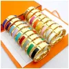 Gold Classics Clic bransoletki kobiety mężczyźni projektanty biżuteria Sier Titanium Steel 19 Kolor Select Wysokiej jakości Nieodglane miłośnicy prezentów unisex