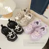 2024 Spring Girls Stars Sneakers Fashion Kids Mesh Oddychane Buty swobodne Dzieci Niepoślizgowe miękkie dno buty sportowe Z6792