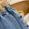 Vaqueros 2023 coreanos de primavera y otoño para niños, pantalones para niñas pequeñas, pantalones vaqueros elásticos holgados elásticos para niñas pequeñas, pantalones vaqueros para niñas