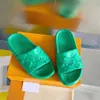 Ciabatte piatte estive da lettera di alta qualità per sandali da uomo pantofola Scarpe da spiaggia casual colorate in gomma Verde blu arancione Scivoli di design di lusso da donna Scuff Taglia grande 35-46