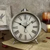 Schreibtisch Tischuhren Kreative Tischuhr Amerikanischer Retro Wecker Metall Stille Uhr Shabby Chic Vintage Stil Desktop Schreibtischuhr Wohnzimmer Geschenk YQ240118